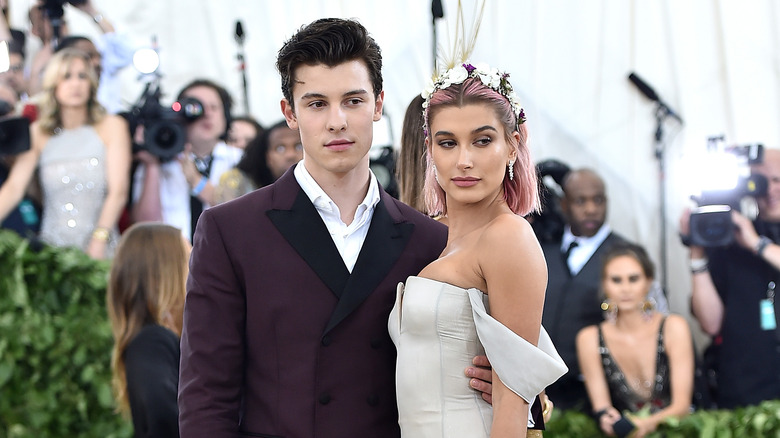 Shawn Mendes and Hailey Bieber posing