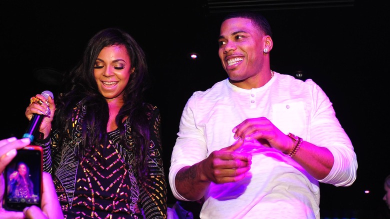 Ashanti and Nelly on stage