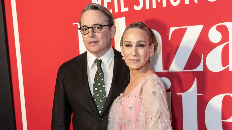 Sarah Jessica Parker and Matthew Broderick on a red carpet