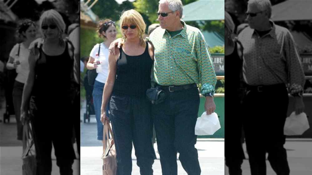 Suzanne Somers and Alan Hamel walking