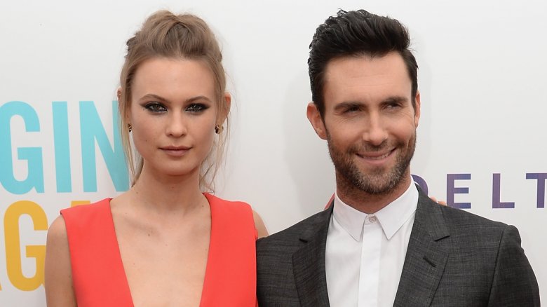 Behati Prinsloo, Adam Levine