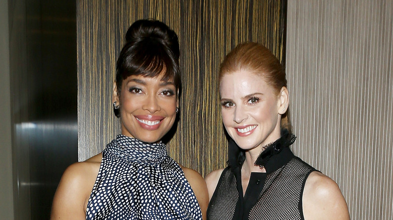 Gina Torres and Sarah Rafferty