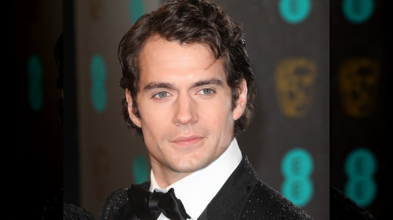 Henry Cavill clean shaven