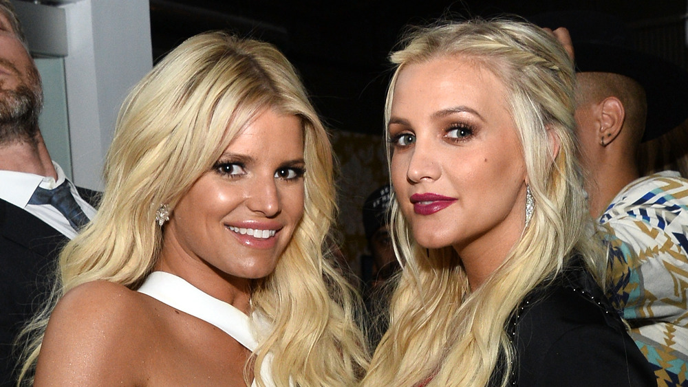 Jessica Simpson and Ashlee Simpson