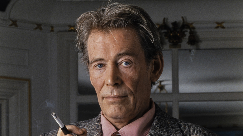 Peter O'Toole in suit jacket and tie