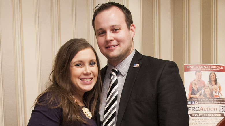 Anna Duggar and Josh Duggar posing