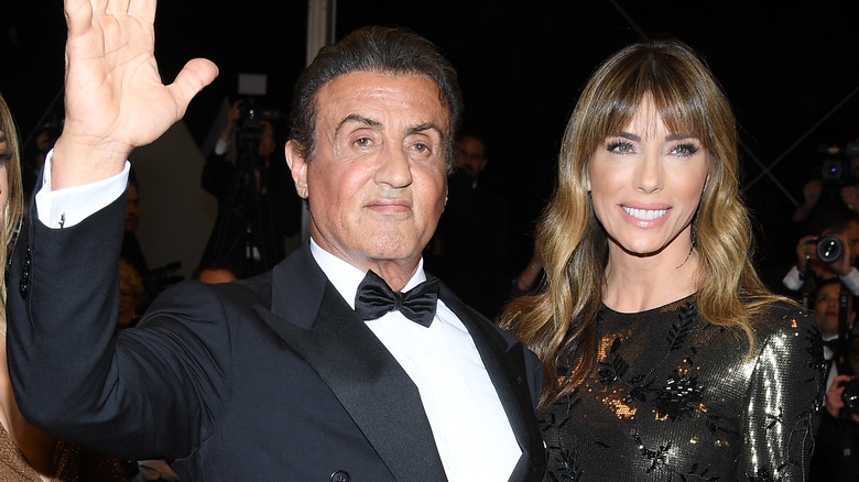 Sylvester Stallone and Jennfier Flavin posing 