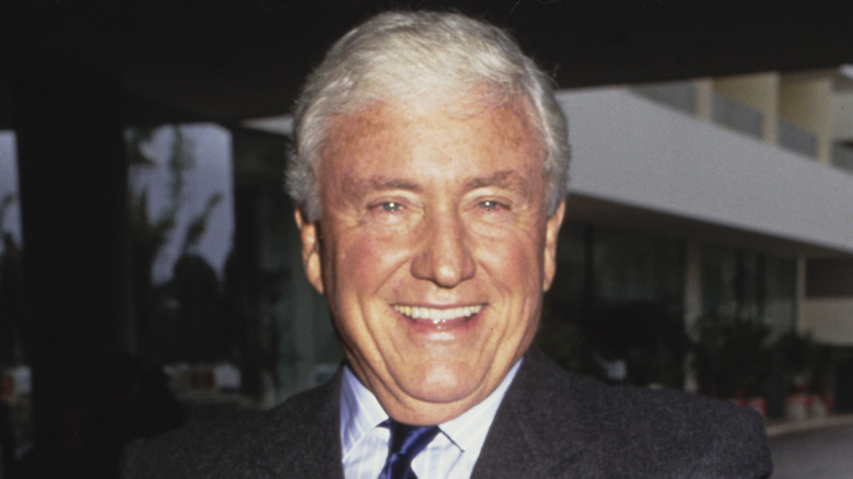 merv griffin in suit