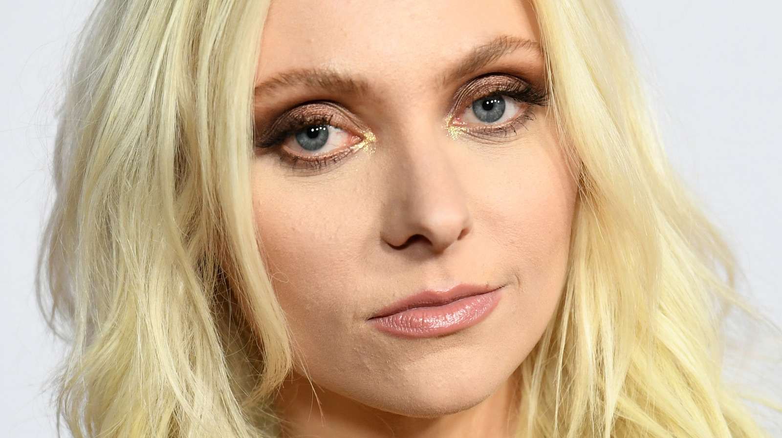 Taylor Momsen's Rare Red Carpet Appearance Is Turning Heads