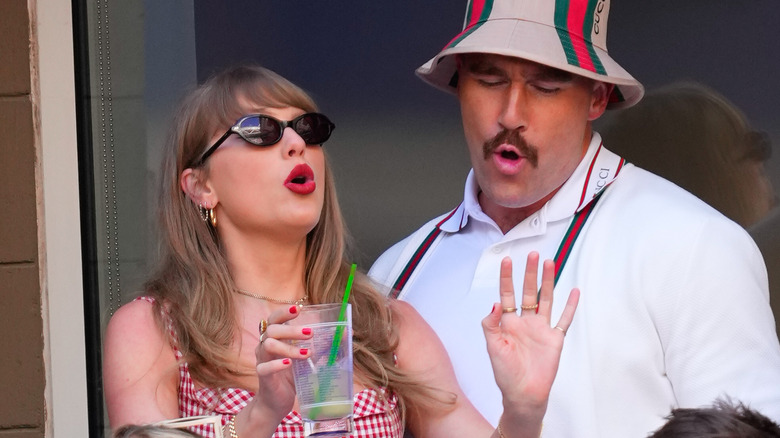 Taylor Swift and Travis Kelce singing at the 2024 US Open Tennis Championships