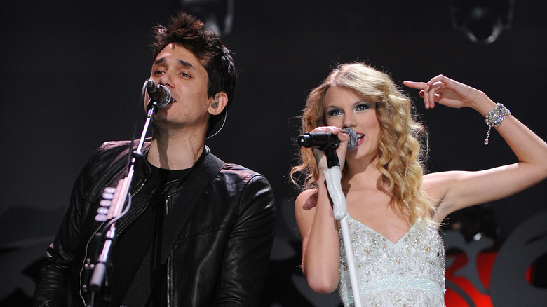 John Mayer and Taylor Swift singing together