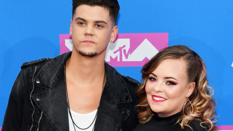 Tyler Baltierra and Catelynn Baltierra posing on the red carpet