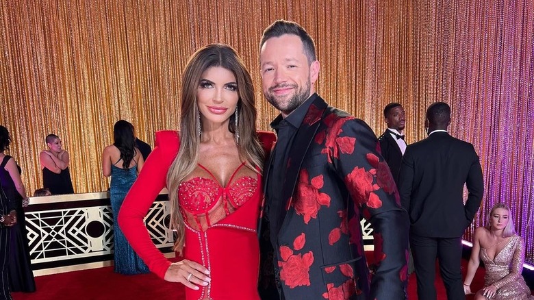 Teresa Giudice, Pasha Pashkov posing