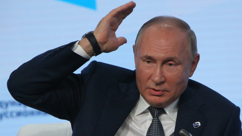 Vladimir Putin gesturing