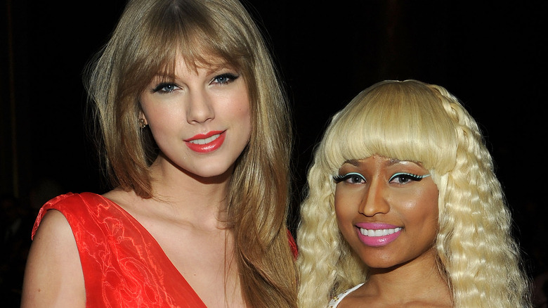 Taylor Swift and Nicki Minaj posing together