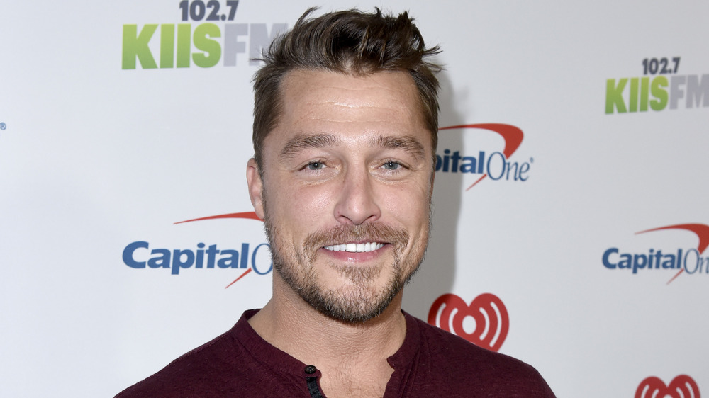 Chris Soules smiling on the red carpet