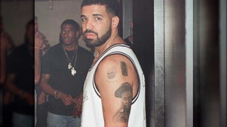 Five Fans With Crazy Drake Tattoos, and the Reasons Why They Are Obsessed-  PopStarTats
