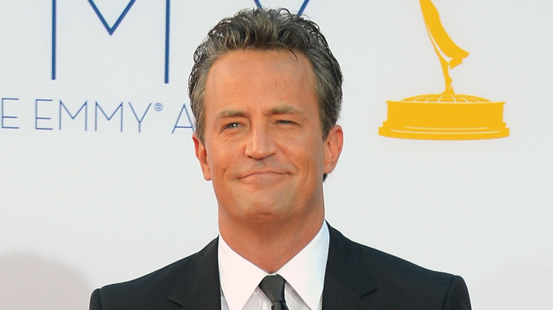 Matthew Perry with short hair