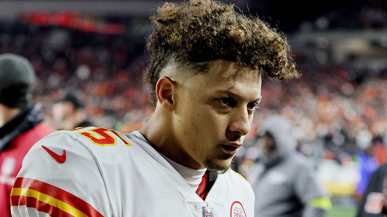 Patrick Mahomes looking down