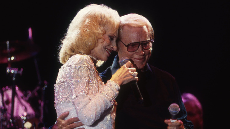 George Jones and Tammy Wynette perform together in Nashville