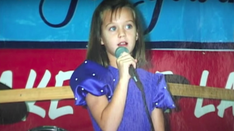 Young Katy Perry singing