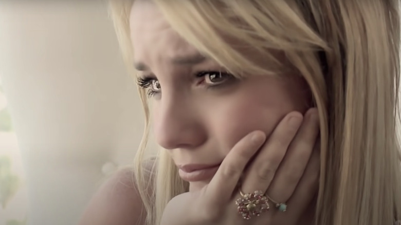 Britney Spears tears crying rings