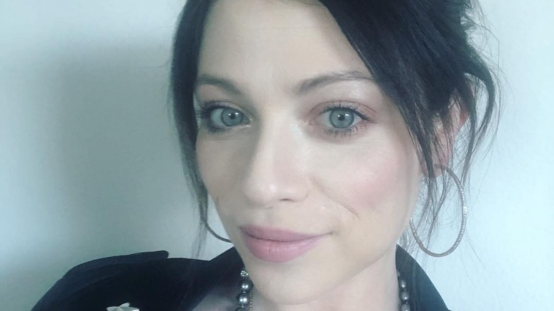 Michelle Trachtenberg selfie