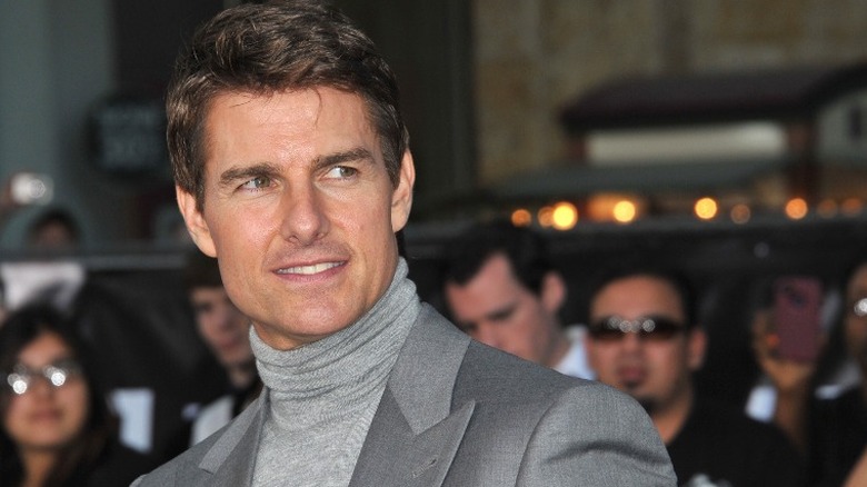 Tom Cruise grey sweater 