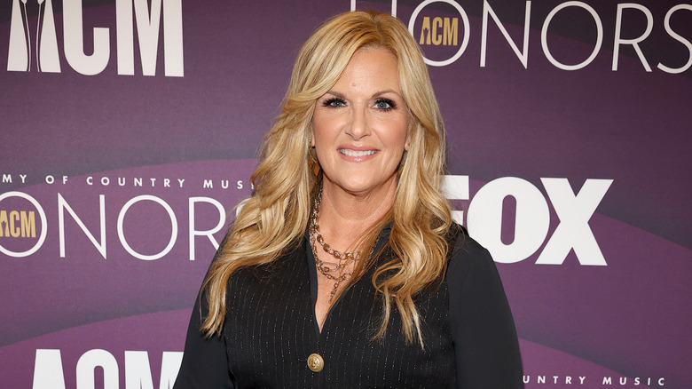 Trisha Yearwood smiling