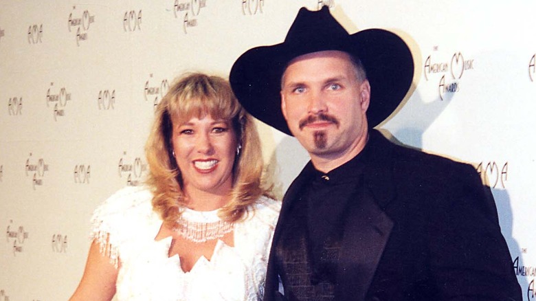 Sandy Mahl and Garth Brooks smiling