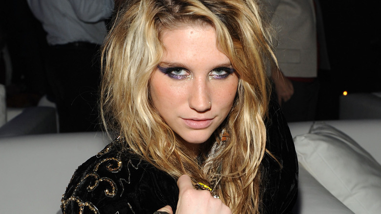 Kesha posing for camera