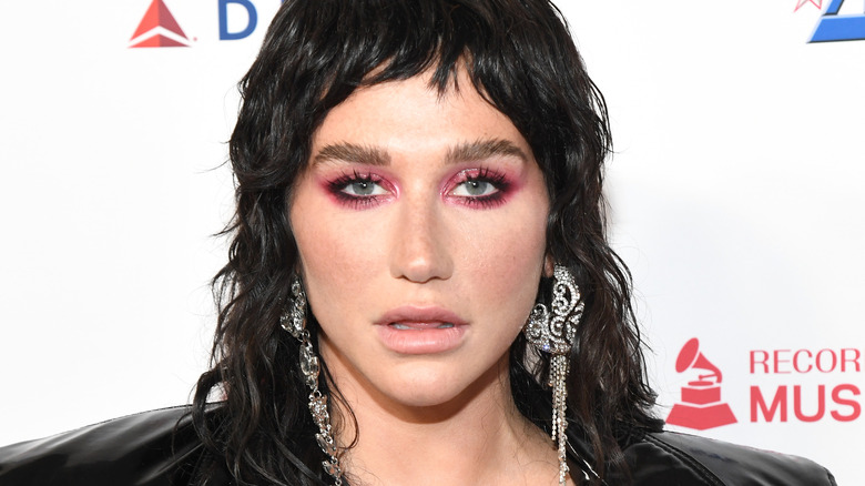 Kesha with dark hair