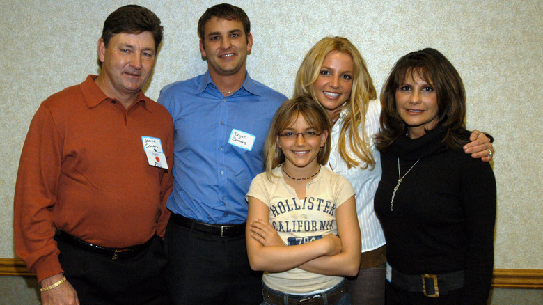 Britney Spears' family posing