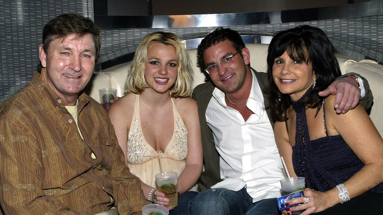 Britney with Jamie, Bryan, and Lynne Spears