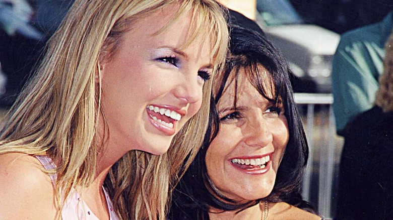 Britney Spears poses with Lynne Spears