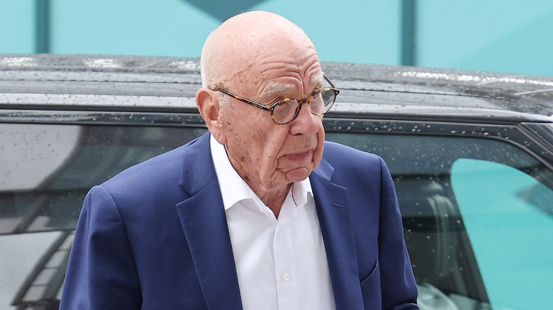 Rupert Murdoch walking outside