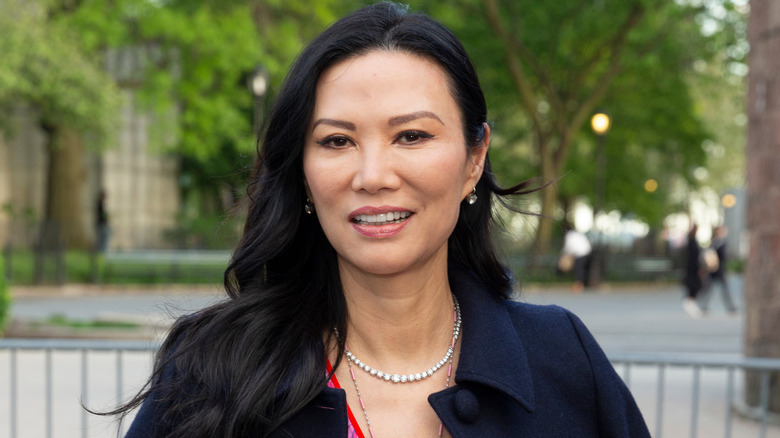 Wendi Deng smiling