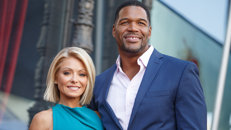 Kelly Ripa and Michael Strahan smiling