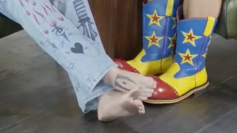 Post Malone's feet