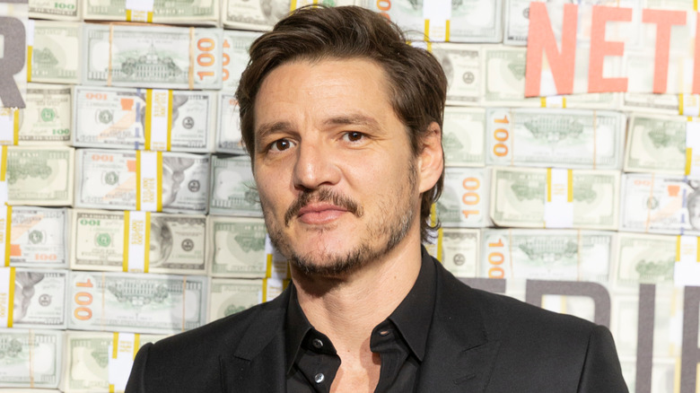 Pedro Pascal posing