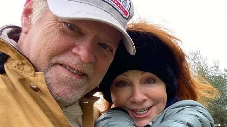 Rex Linn and Reba McEntire pose for selfie