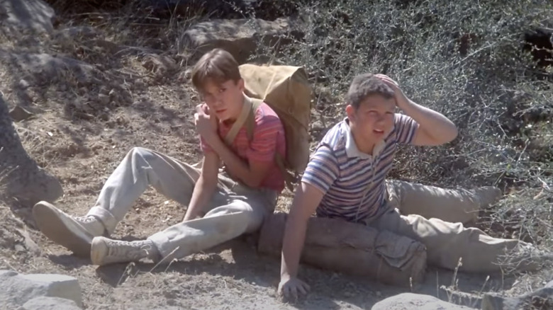 Wil Wheaton and Jerry O'Connell in "Stand by Me"