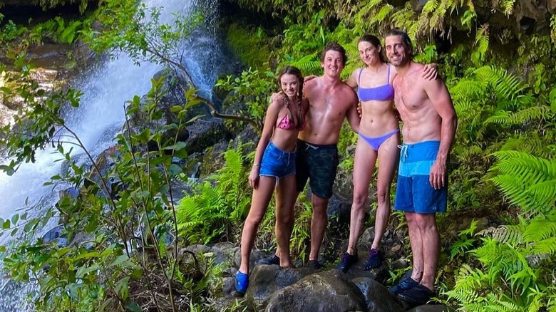 Keleigh, Miles, Shailene and Aaron posing