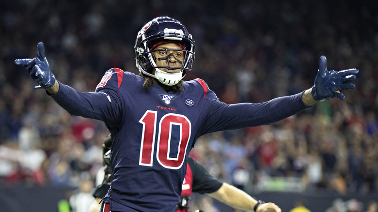 DeAndre Hopkins celebrating a TD