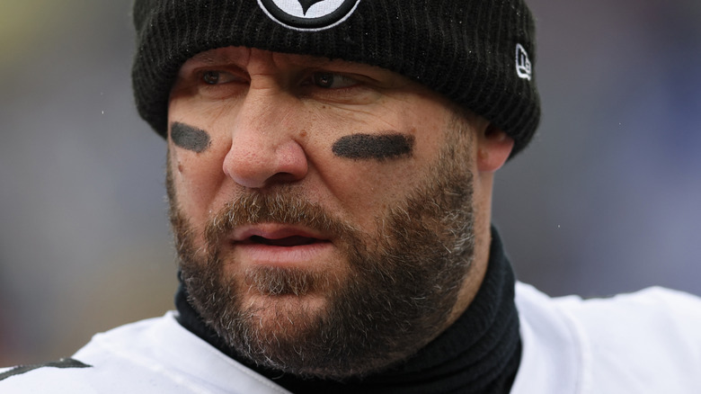 Ben Roethlisberger in steelers hat