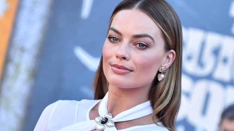 Margot Robbie red carpet