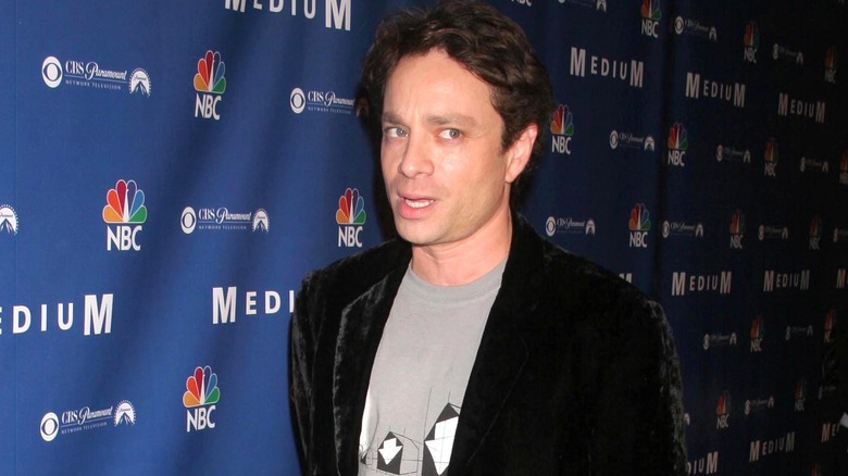 Chris Kattan striking a pose