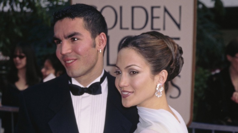 Jennifer Lopez and Ojani Noa pose at the Golden Globes