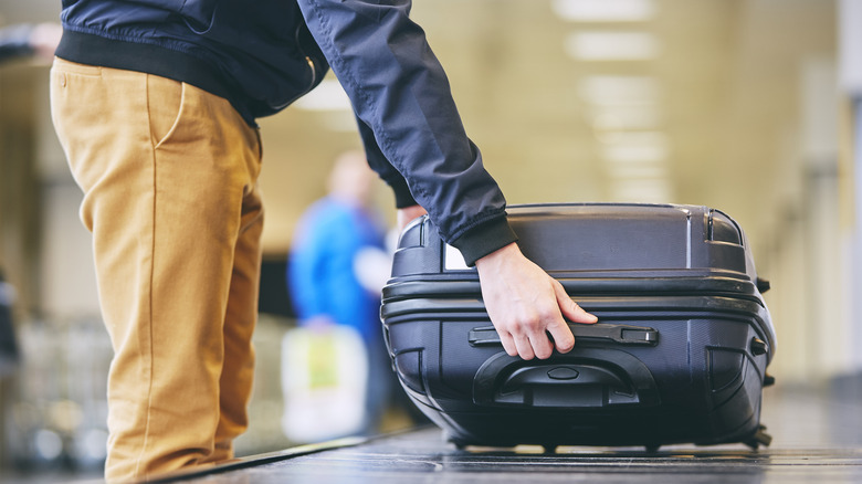 Bag in baggage claim