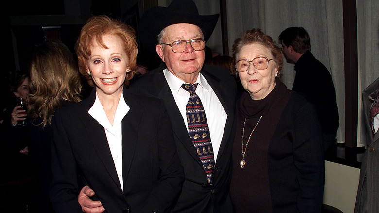 Reba McEntire with her parents